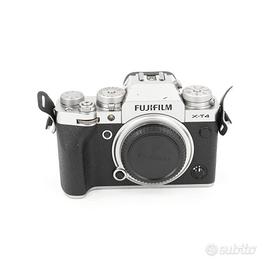 Fujifilm X-T4 - Silver