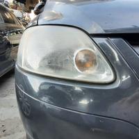 VOLKSWAGEN FOX 2006 - FARO ANTERIORE DESTRO