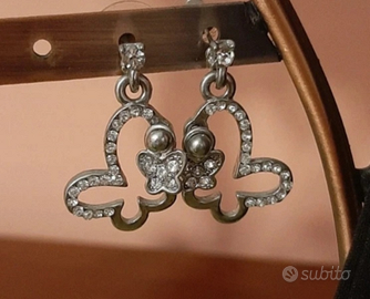 Orecchini a farfalla