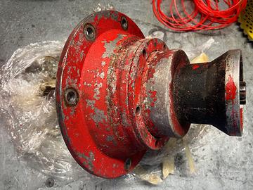 Adattatore campana volvo penta borgwarner