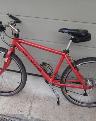 Bici MTB Cannondale