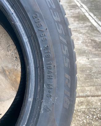 235/55R18 Pirelli Sottozero3 nuove 2 pezzi