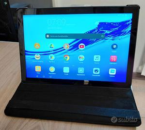 Tablet Huawei MediaPad T5 con custodia