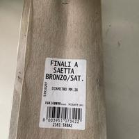 Finali per tubo tende