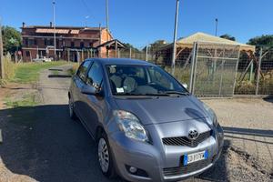 Toyota Yaris 1.0 5 porte Sol NEOPATENTATI