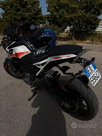 KTM DUKE 390