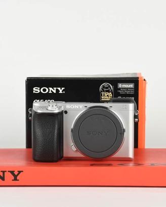 Sony A6400 Silver USATO GARANTITO PER DUE ANNI