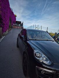 Cayenne 2016