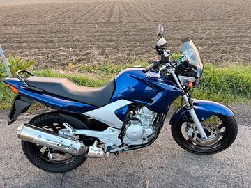 Yamaha ybr 250