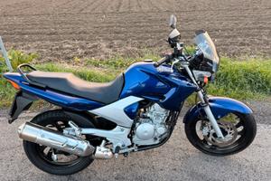 Yamaha ybr 250