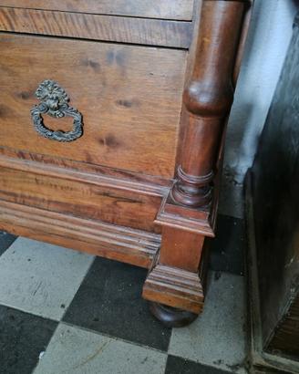 Comò con specchiera