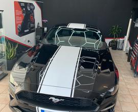 Ford Mustang 2.3 ecoboost coupe'