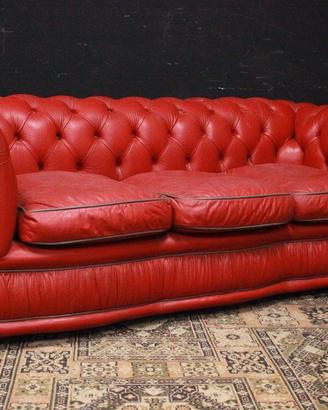 Divano Chesterfield 3 posti club in pelle rosso