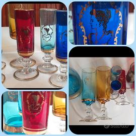 Antichi bicchieri d'alta qualità e designe