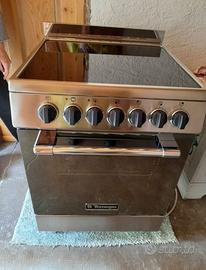 Cucina da accosto in vetroceramica