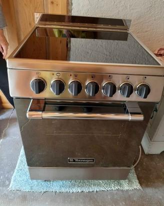Cucina da accosto in vetroceramica