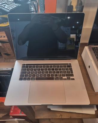 MACBOOK PRO 16