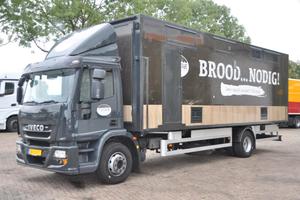 PANINERIA COMPLETA DI MOTRICE E CUCINA MOBILE