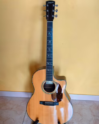 Larrivee LV10 made in USA