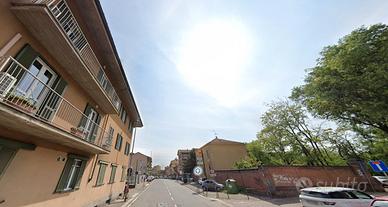 Stanza in ampio appartamento di 100mq