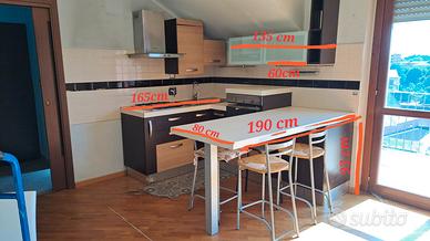 Cucina su misura mansarda