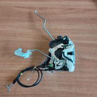 serratura porta auto