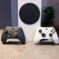 Xbox Serie S - 2 controller