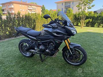 Yamaha tracer 900
