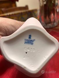 Bimba coi cani lladro