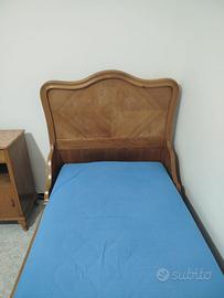 Letto in noce