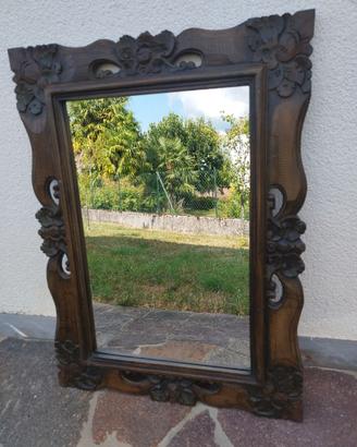 Specchio in teak intagliato