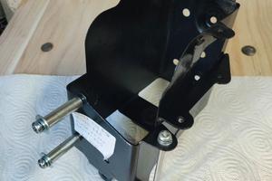 CASSA BATTERIA KAWASAKI KH 500