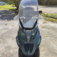 Piaggio MP3 500