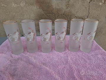 bicchieri vintage con disegno