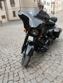 Street glide special