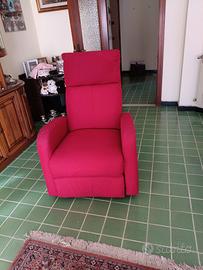 poltrona reclinabile per anziani 