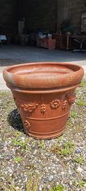 Vaso in terracotta decorato