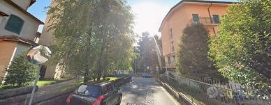 Ampio bilocale a Lecco con posto auto