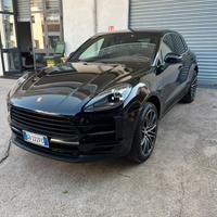 PORSCHE MACAN  KM 33300 UNICO PROPRIETARIO