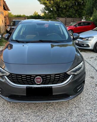 Fiat Tipo 1.4 4 porte Lounge