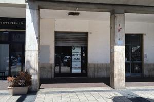 Loc.commerciale al centro di Atripalda