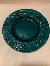 Piatto ornamentale in vetro pressato