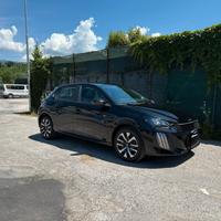 Peugeut 208