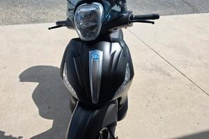 Piaggio Beverly 350