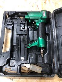 Pistola chiodatrice