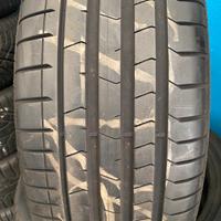 Gomme 225/45/R19