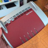FRITZ!Box AVM – Router modem DSL Wi-Fi (senza alim