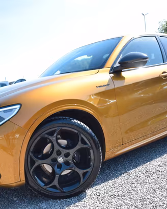 Alfa Romeo Stelvio ALFAROMEO Q4 VELOCE GT JUNIOR 2