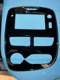 mascherina navigatore renault clio 4 