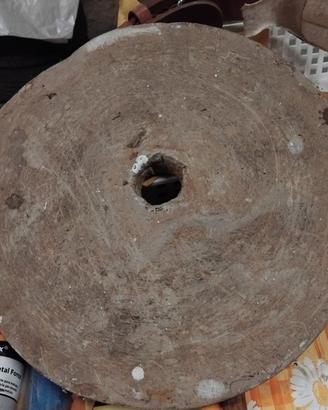 RUOTA IN PIETRA E LEGNO